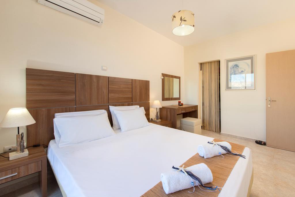 Renata'S Villas การ์ปาตอส ห้อง รูปภาพ