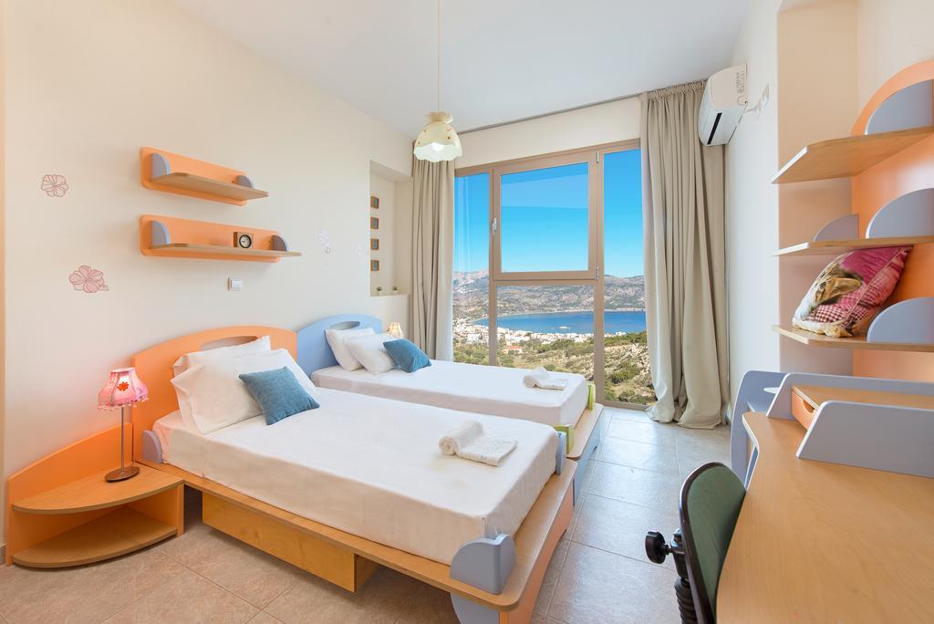 Renata'S Villas การ์ปาตอส ห้อง รูปภาพ
