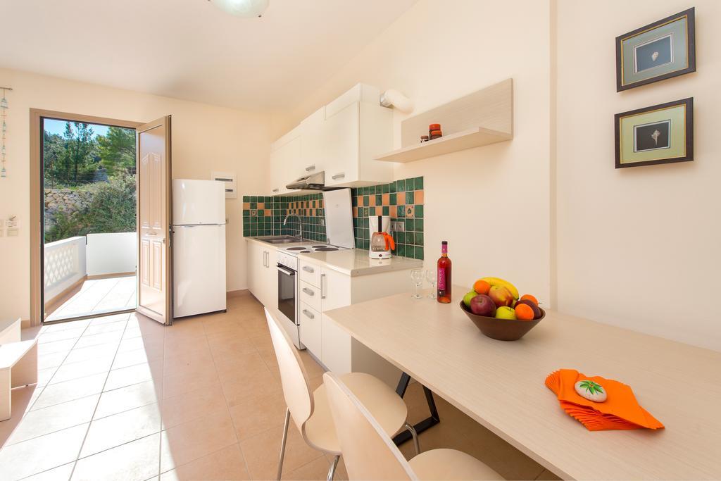 Renata'S Villas การ์ปาตอส ห้อง รูปภาพ